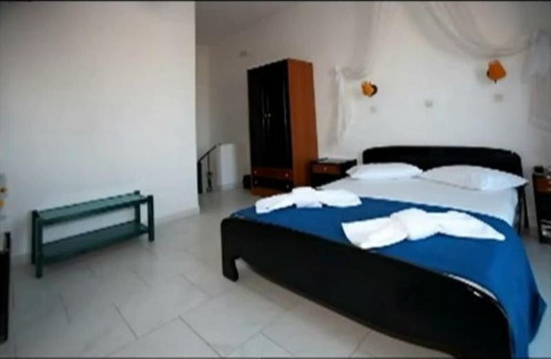 Azolimnos Bay Aparthotel Ngoại thất bức ảnh