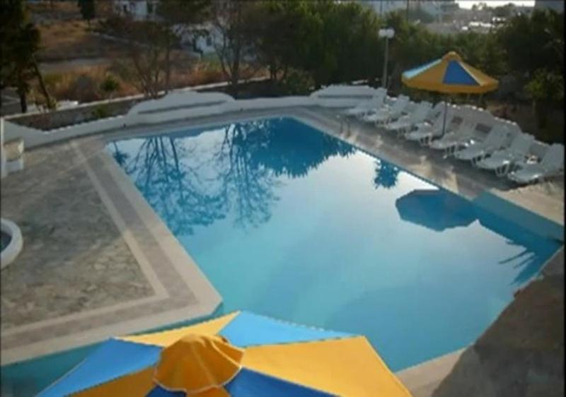 Azolimnos Bay Aparthotel Ngoại thất bức ảnh