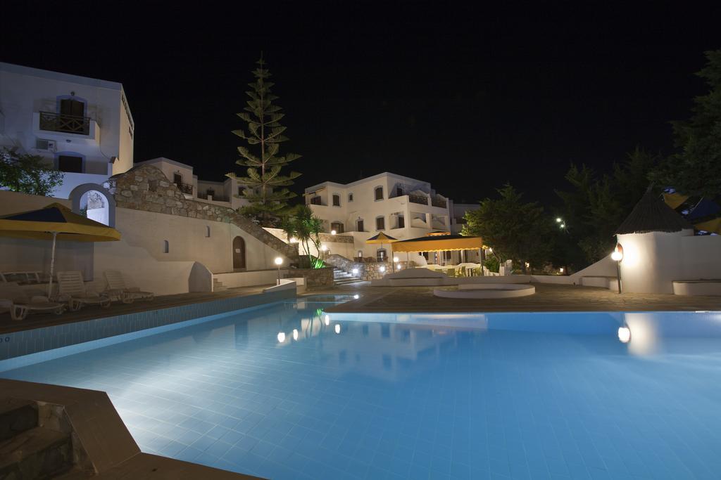 Azolimnos Bay Aparthotel Ngoại thất bức ảnh