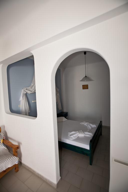 Azolimnos Bay Aparthotel Ngoại thất bức ảnh