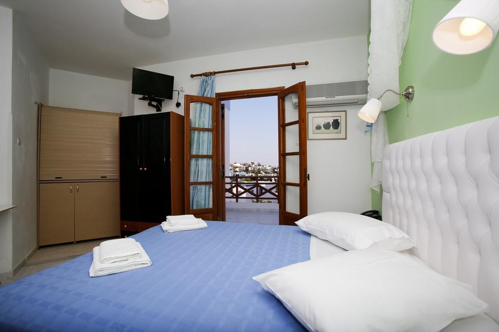 Azolimnos Bay Aparthotel Ngoại thất bức ảnh