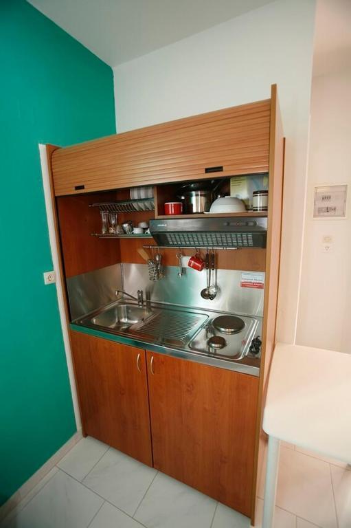 Azolimnos Bay Aparthotel Ngoại thất bức ảnh